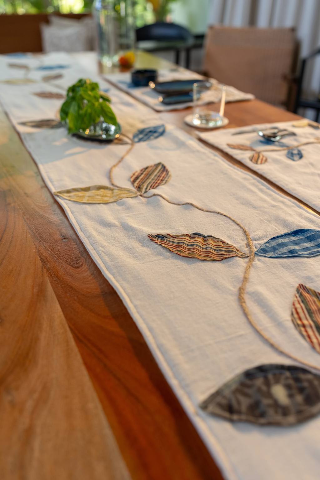 Maati Table Runner