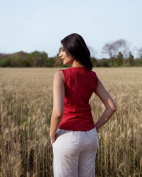 Kaju Round Neck Vest