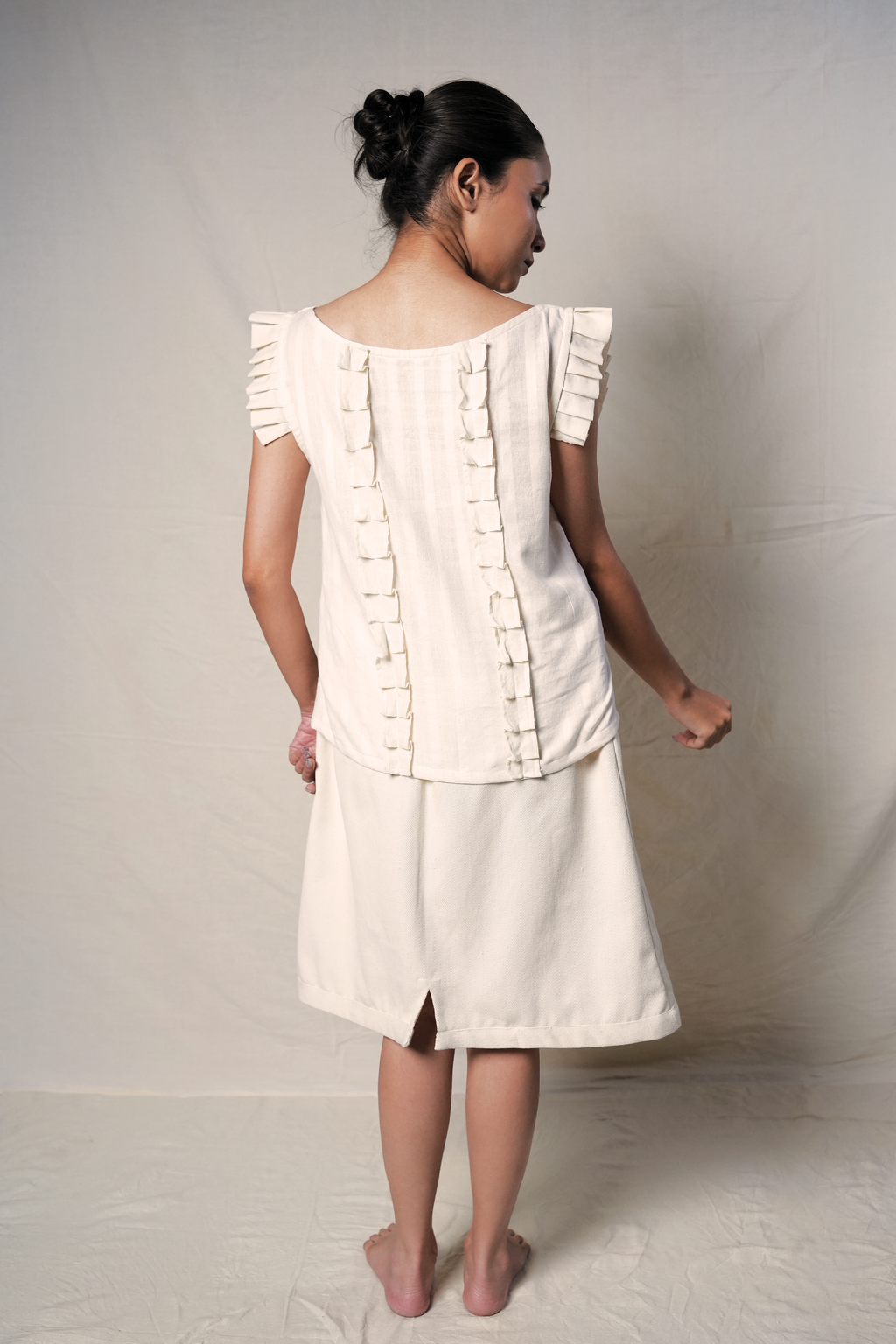 Pakshi Frilled Top